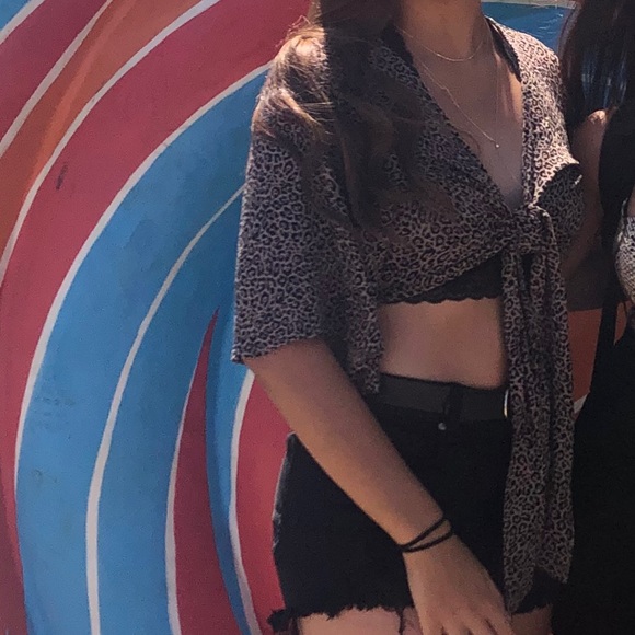 Leopard tie top - Picture 2 of 2